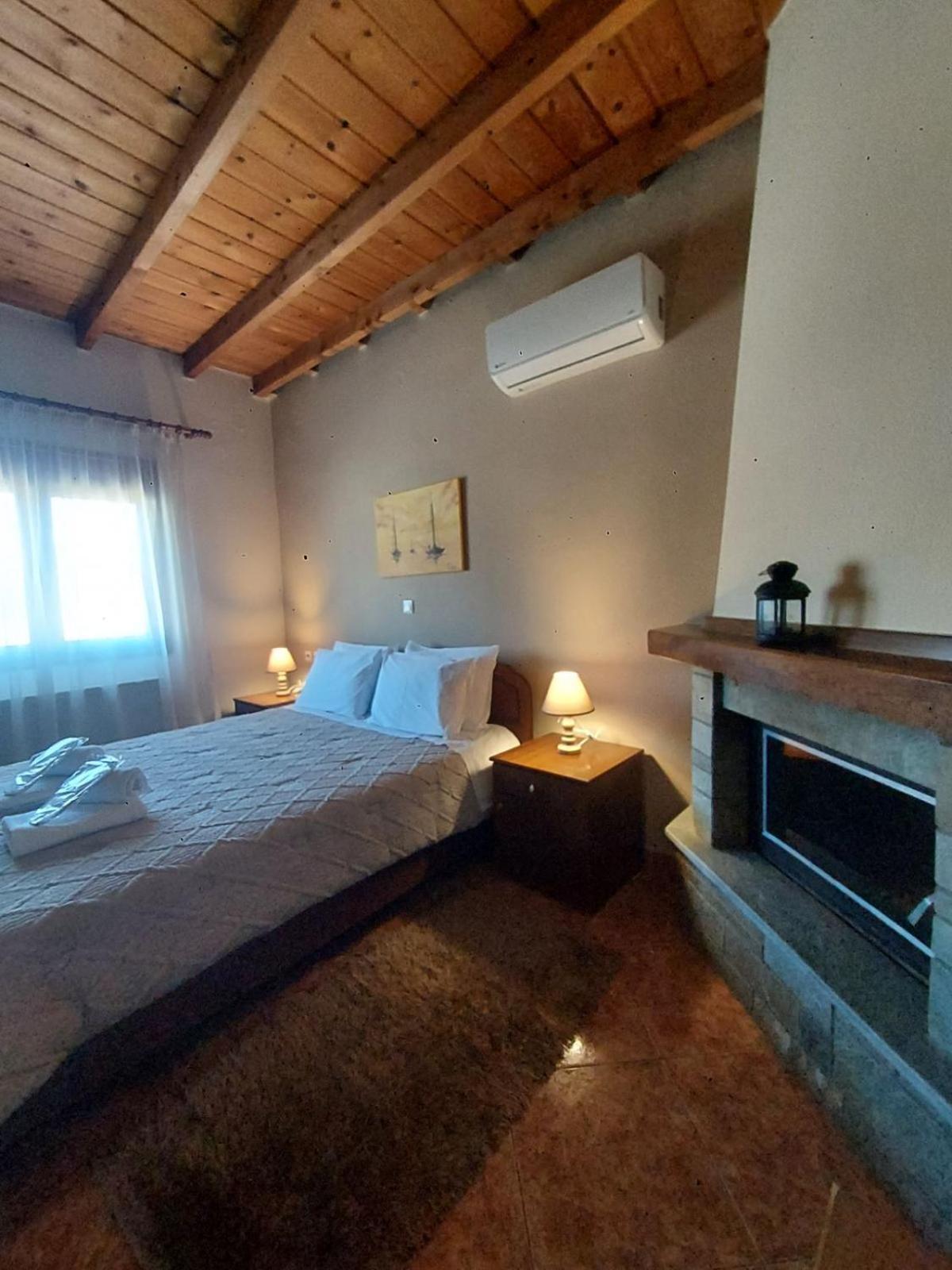 Guesthouse Platon Órma Esterno foto